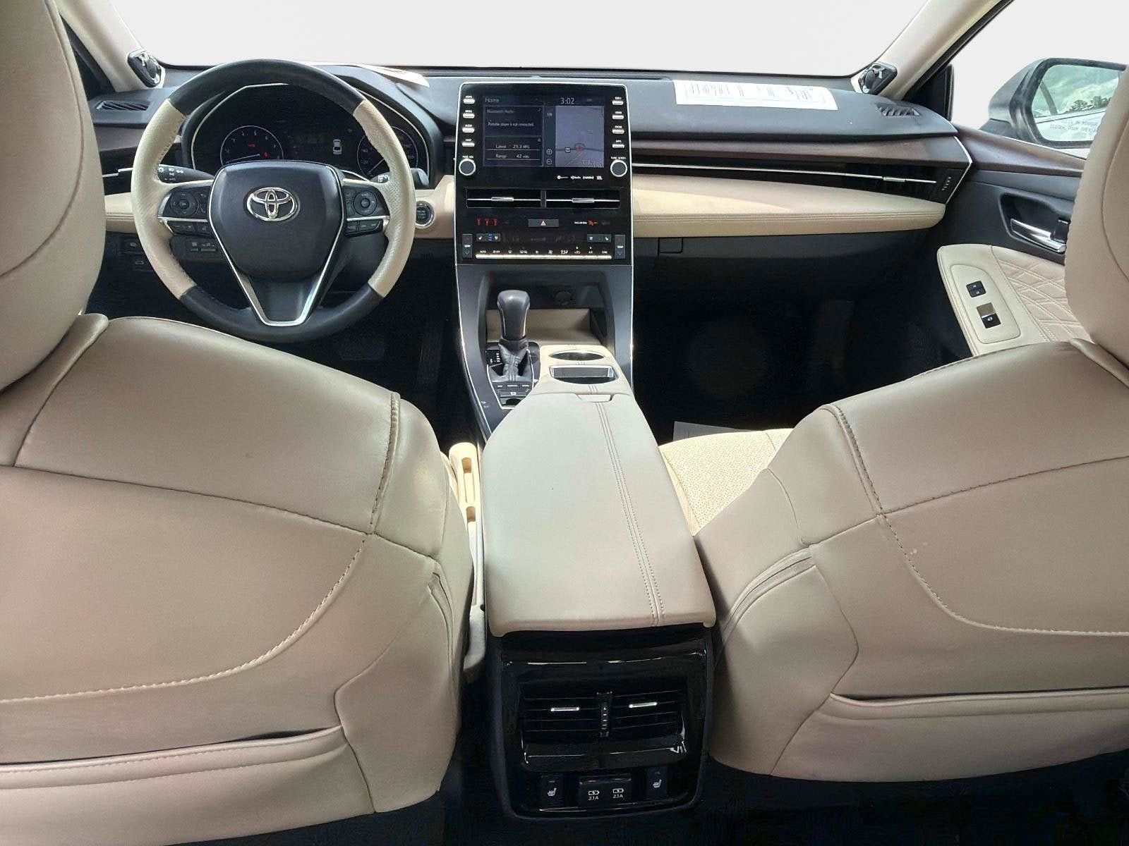 Used 2019 Toyota Avalon Limited FWD image 15