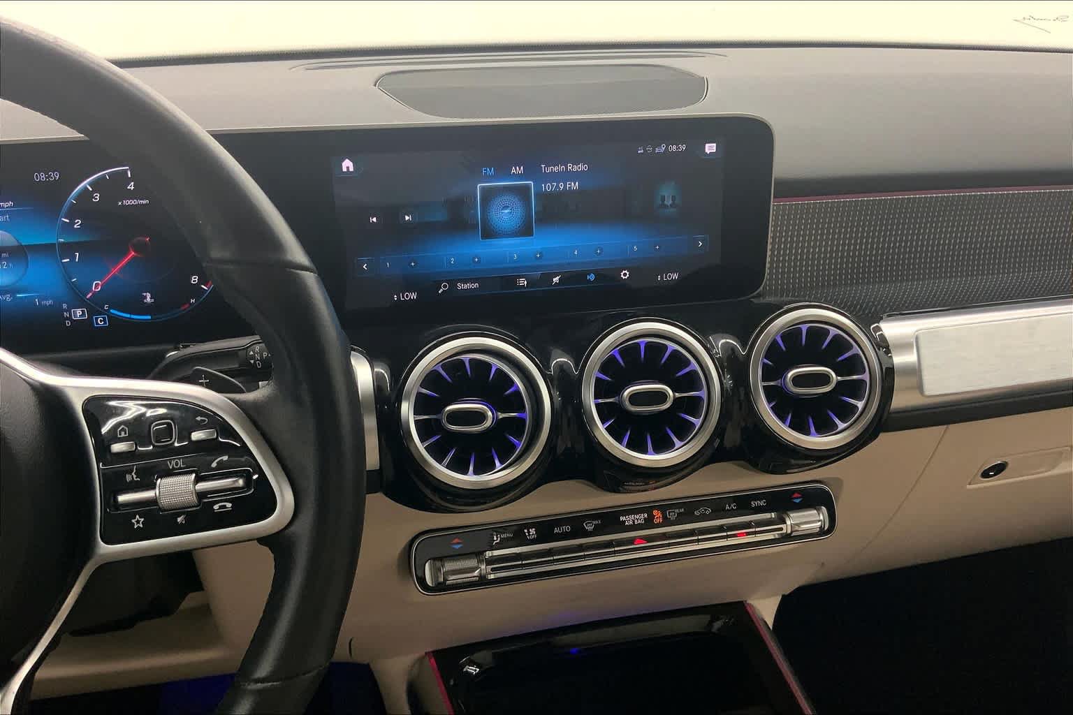 Used 2020 Mercedes-Benz GLB 250 image 6