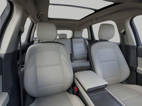 New 2026 Lincoln Nautilus Premier w/ Equipment Group 102A AWD/4WD image 10