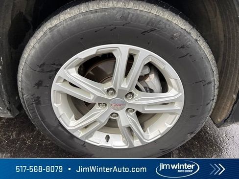 Used 2024 GMC Terrain SLE w/ Driver Convenience Package AWD/4WD image 5