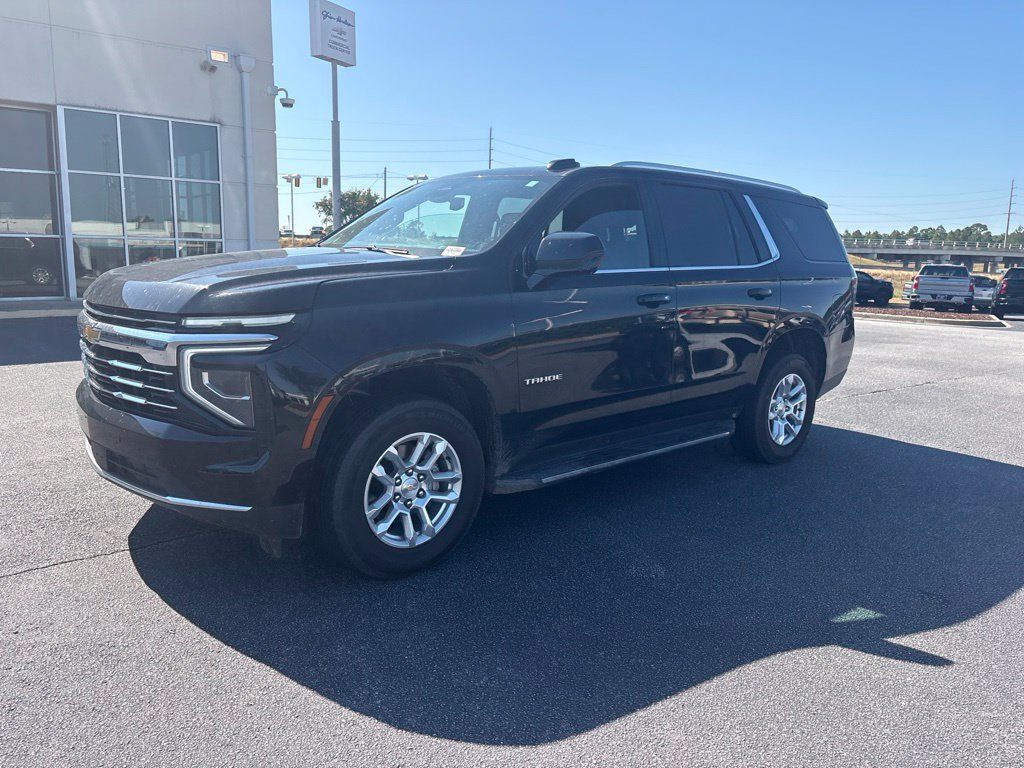 Used 2025 Chevrolet Tahoe LT RWD image 8
