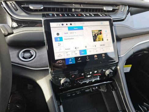 New 2024 Jeep Grand Cherokee Limited 4xe w/ Luxury Tech Group II image 22