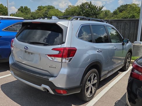 Used 2021 Subaru Forester Touring w/ Popular Package #2 AWD/4WD image 7