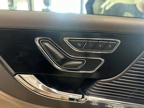 Used 2022 Lincoln Corsair Reserve w/ Equipment Group 201A image 13