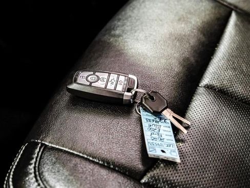 Used 2020 Ford F250 Lariat image 61