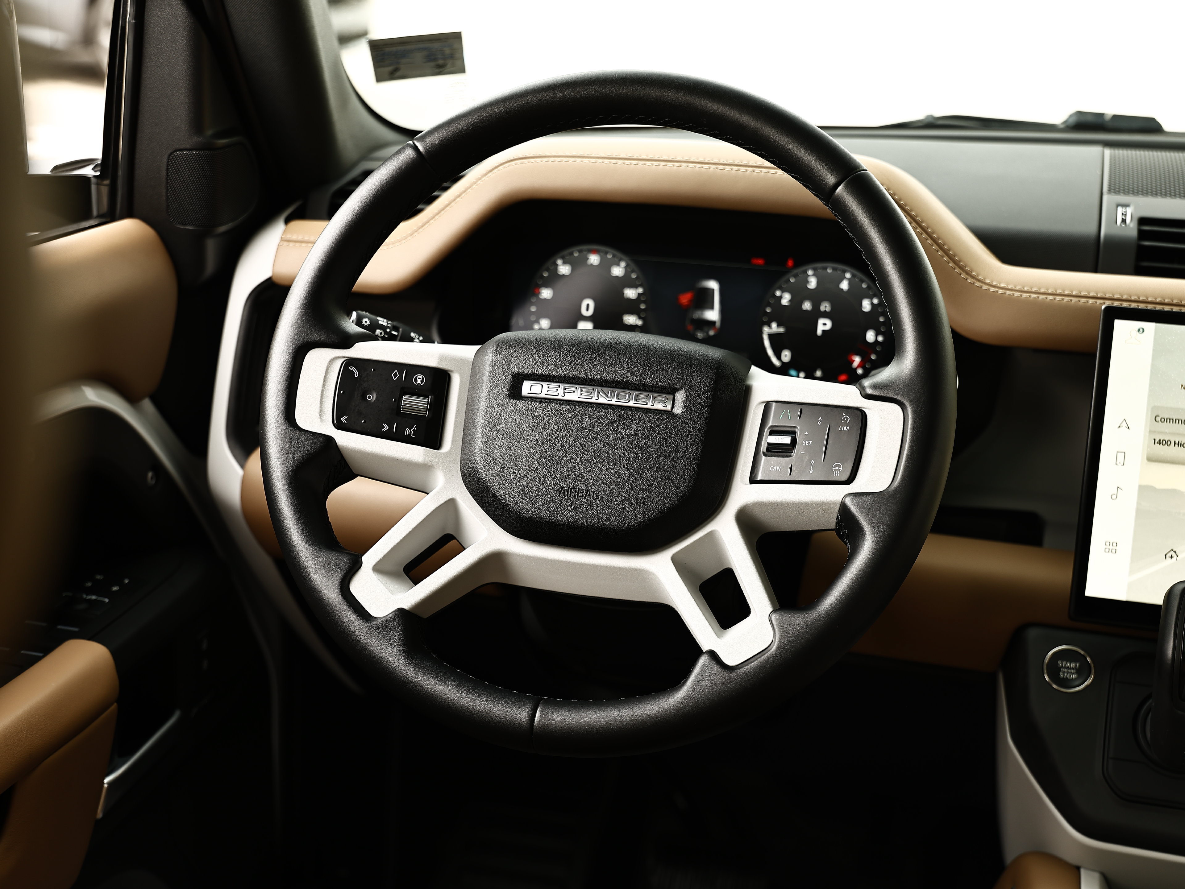 Used 2026 Land Rover Defender 130 S AWD/4WD image 34