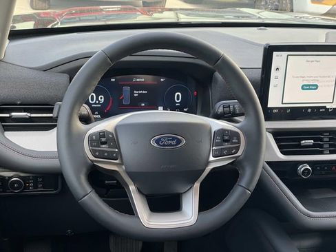 New 2026 Ford Explorer Active w/ Active Comfort Package image 7