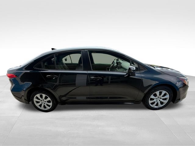 Used 2020 Toyota Corolla LE FWD image 7