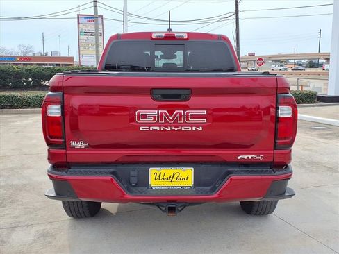 Used 2024 GMC Canyon AT4 w/ AT4 Premium Package image 5