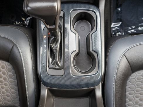 Used 2018 Chevrolet Colorado Z71 image 26