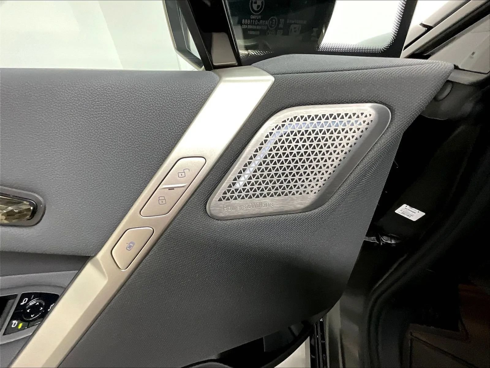 Used 2023 BMW iX M60 w/ Executive Package AWD/4WD image 16