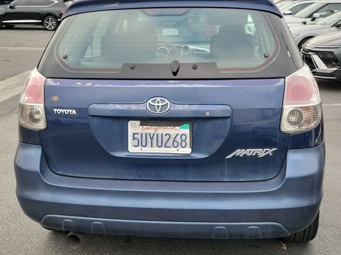 Used 2006 Toyota Matrix FWD image 5