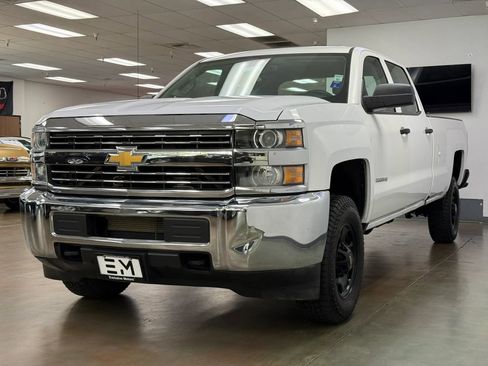 Used 2016 Chevrolet Silverado 2500 W/T RWD image 4