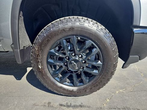 New 2026 Chevrolet Silverado 2500 Custom w/ Custom Value Package AWD/4WD image 30