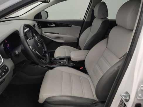 Used 2019 Kia Sorento SX w/ SX Touring Package FWD image 17