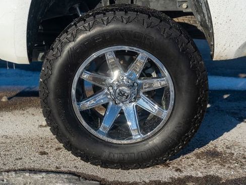 Used 2020 Toyota Tundra 1794 Edition image 9