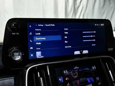 Used 2024 Lexus LX 600 F Sport image 33