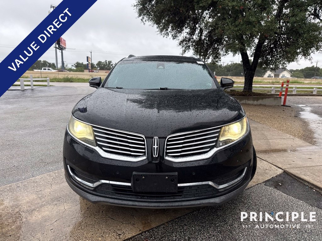 Used 2016 Lincoln MKX Reserve w/ Technology Package AWD/4WD image 3