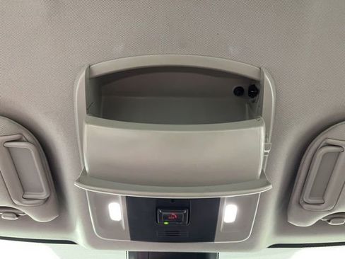 Used 2023 Toyota Camry XSE image 38