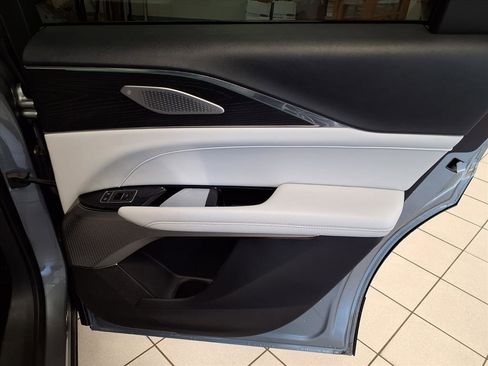 Certified 2024 Cadillac Lyriq Sport image 12