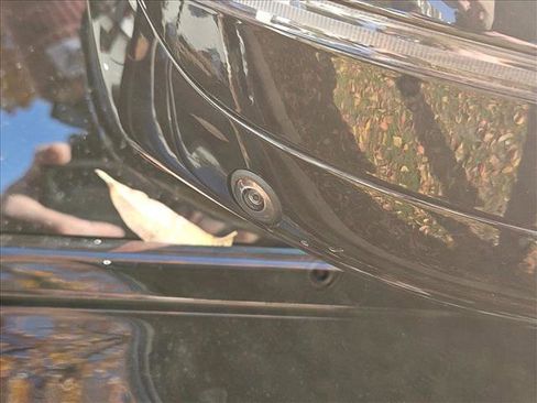 Used 2026 BMW M3 Competition w/ Executive Package image 7