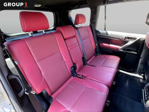 Certified 2023 Lexus GX 460 Premium w/ Premium Package AWD/4WD image 17