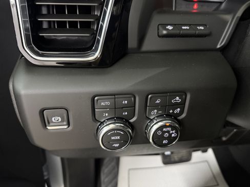 New 2026 GMC Sierra 3500 Denali Ultimate w/ Snow Plow Prep/Camper Package image 31