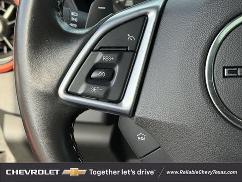 Used 2022 Chevrolet Camaro LT RWD image 15