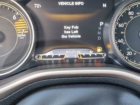 Used 2018 Jeep Cherokee Limited FWD image 32