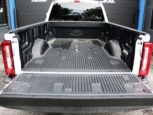 Used 2023 Ford F350 XLT AWD/4WD image 9