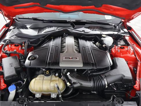 Used 2020 Ford Mustang GT Premium RWD image 14