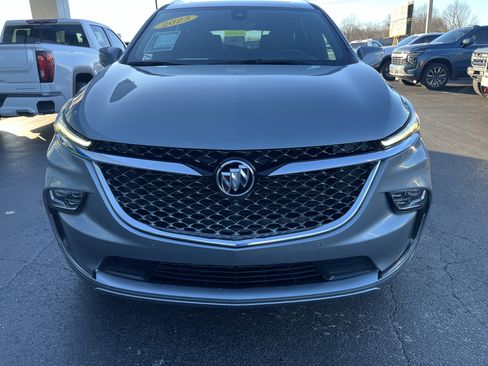 Used 2023 Buick Enclave Avenir w/ Avenir Technology Package image 9