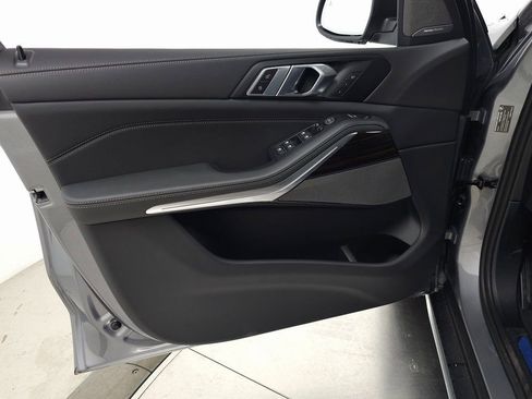 Used 2026 BMW X5 xDrive40i image 10