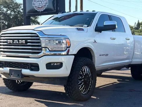 Used 2022 RAM 3500 Limited AWD/4WD image 1