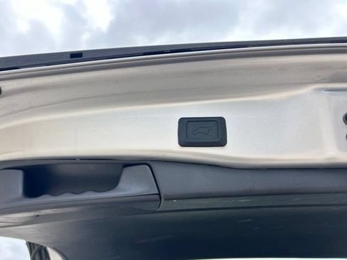 Certified 2023 Toyota RAV4 Limited FWD image 11