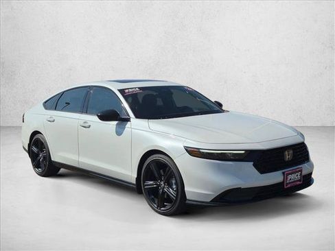 Used 2024 Honda Accord Sport image 3