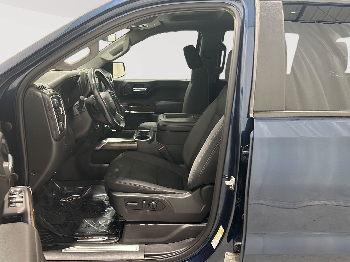 Used 2022 Chevrolet Silverado 1500 RST AWD/4WD image 17