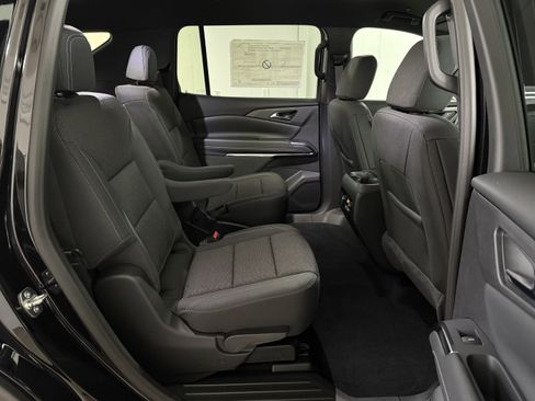 New 2026 Chevrolet Traverse LT image 34