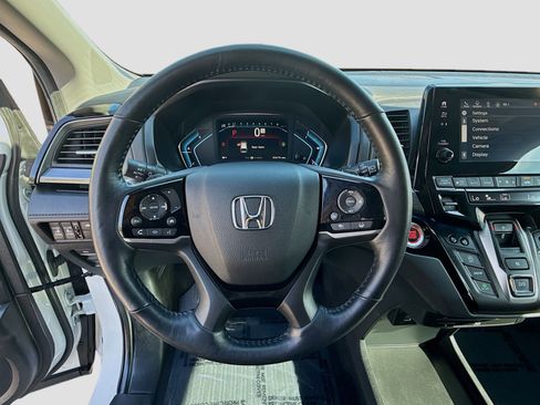 Certified 2024 Honda Odyssey Elite image 10
