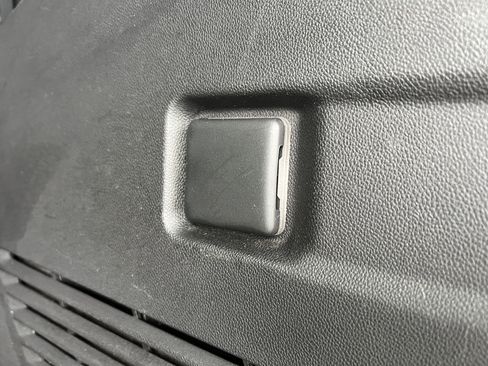 Certified 2023 Chevrolet Suburban RST image 11