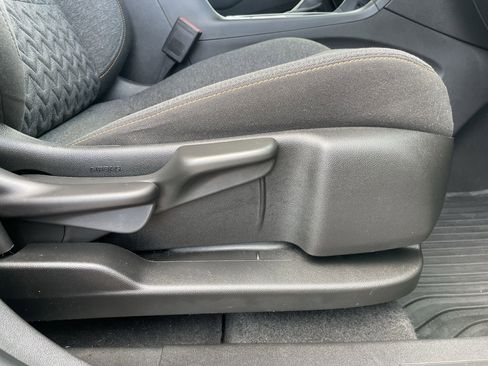 Used 2022 Chevrolet Equinox LT image 28