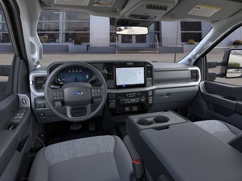New 2026 Ford F350 XLT w/ XLT Premium Package AWD/4WD image 9