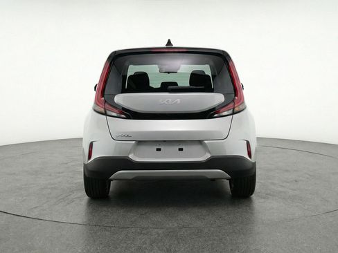 Used 2025 Kia Soul LX w/ LX Technology Package image 7