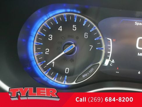 New 2027 Chrysler Pacifica Select FWD image 47