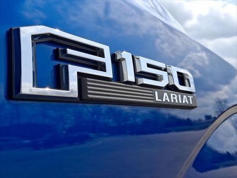 Used 2018 Ford F150 Lariat w/ Equipment Group 502A Luxury image 24