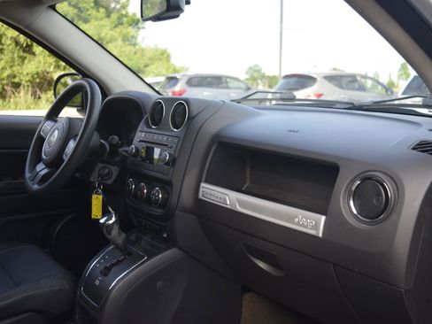 Used 2014 Jeep Compass Sport w/ Power Value Group FWD image 11