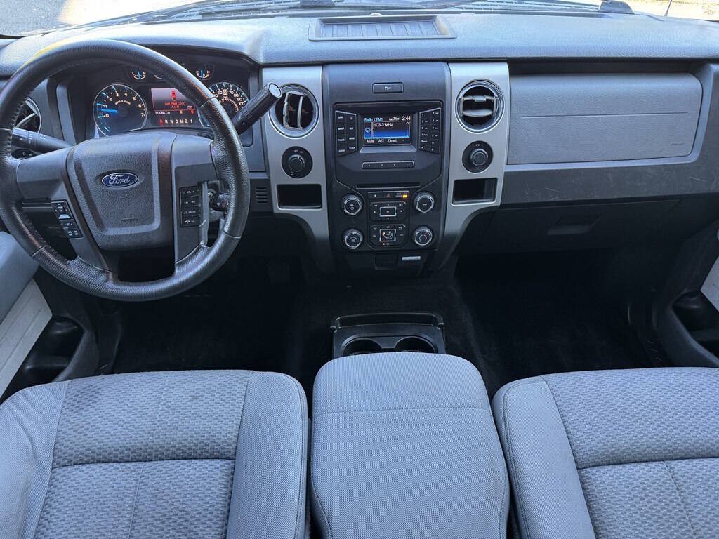 Used 2014 Ford F150 XLT w/ XLT Chrome Package RWD image 13