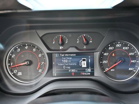 Used 2023 Chevrolet Camaro LT RWD image 20