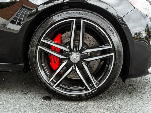 Used 2019 Mercedes-Benz E 63 AMG S image 5