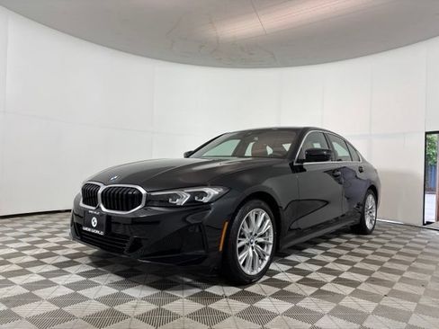 Used 2024 BMW 330i xDrive Sedan w/ Convenience Package AWD/4WD image 3